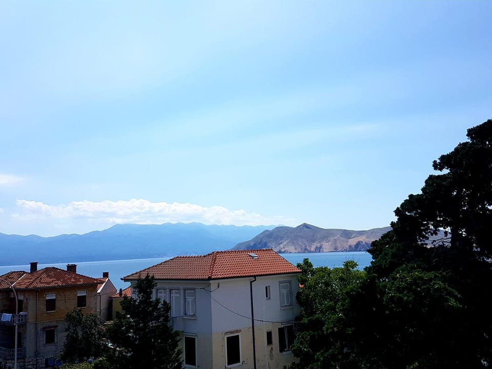 Day, Sea view