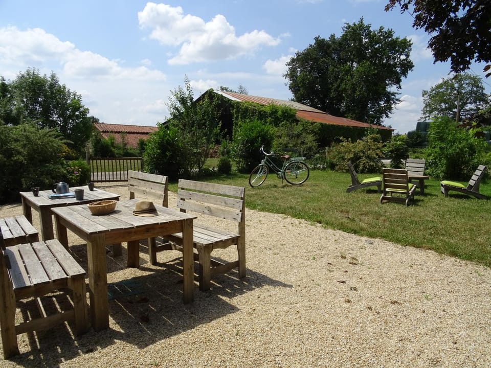 Garden, Dining area, Garden view