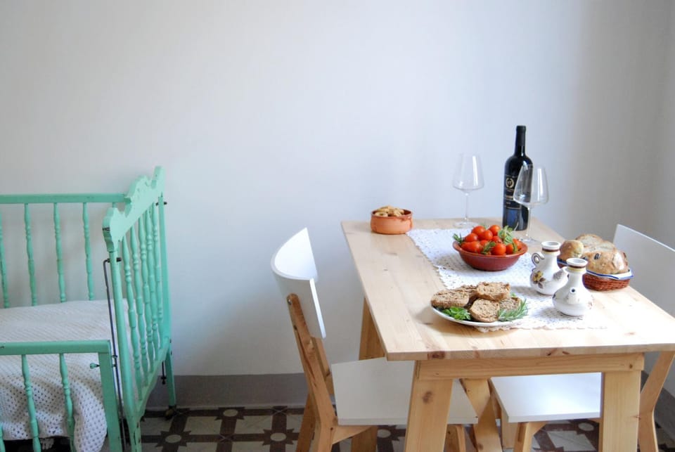 Shower, Bed, Bathroom, Kitchen or kitchenette, Photo of the whole room, Dining area, Bedroom, cot