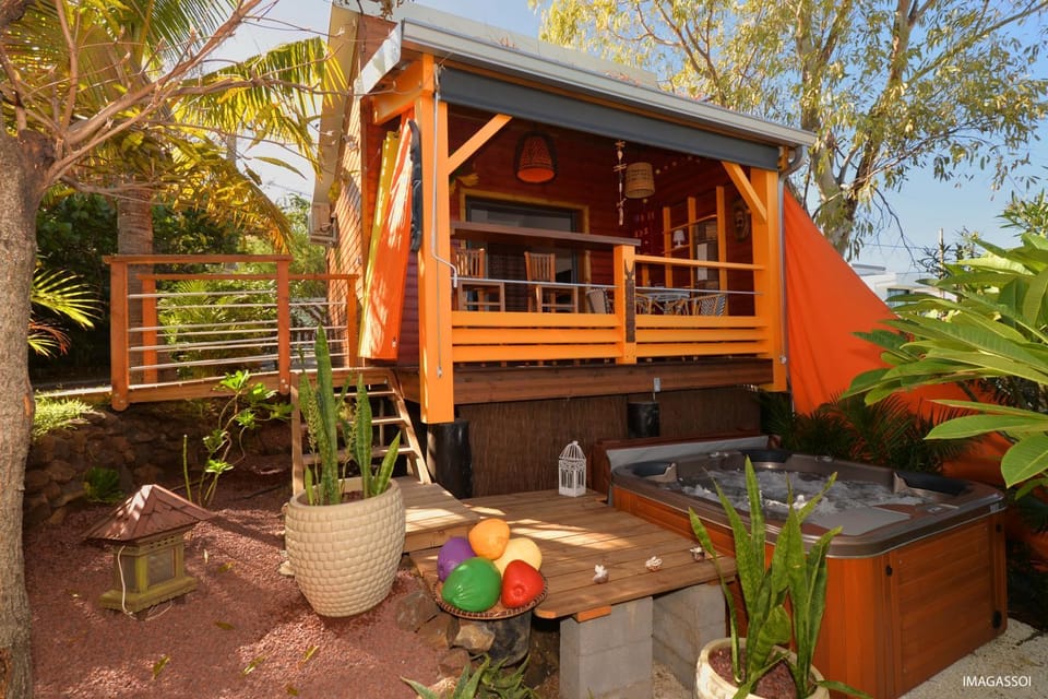 Property building, Patio, Garden, Hot Tub, Hot Tub, Sea view
