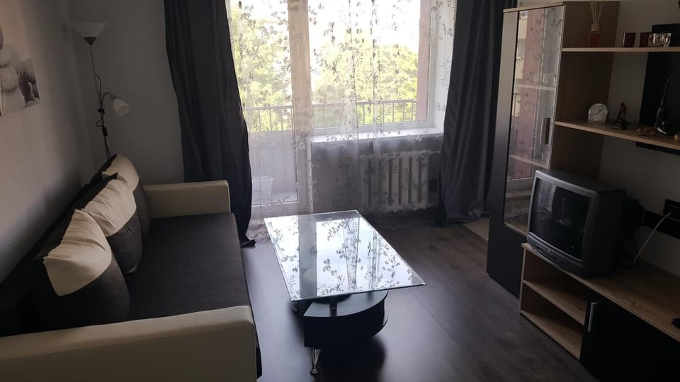 TV and multimedia, Coffee/tea facilities, Balcony/Terrace, Living room, Garden view