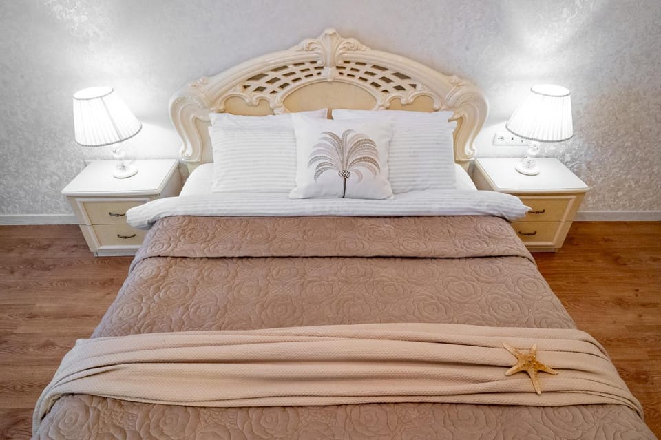 Квартира возле Аркадии и парка Победы с балконом Apartment in Odessa