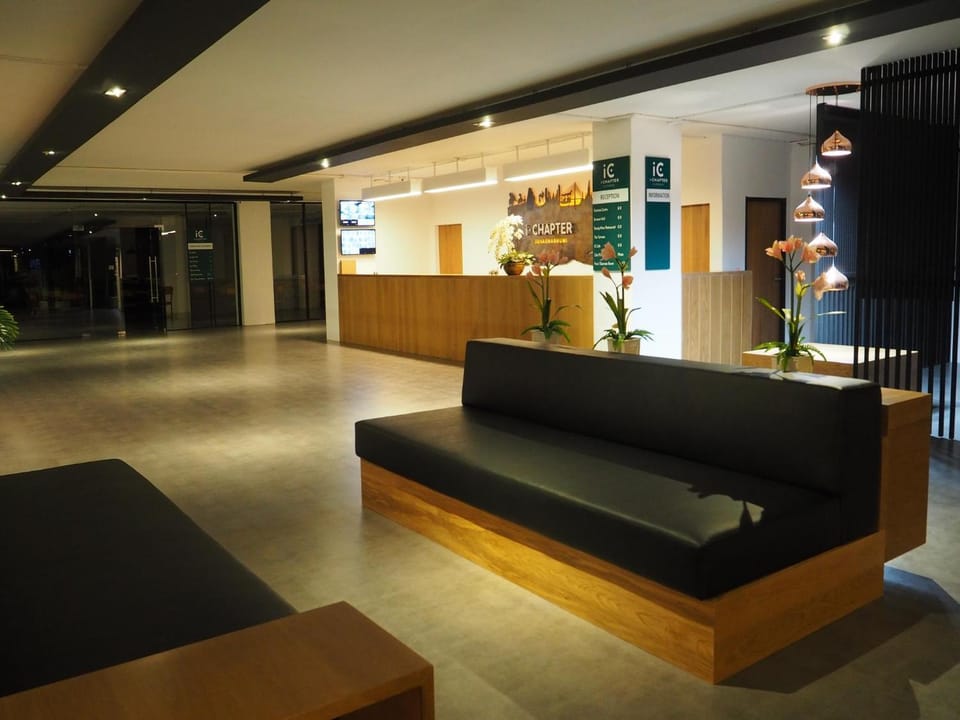 Lobby or reception, Seating area