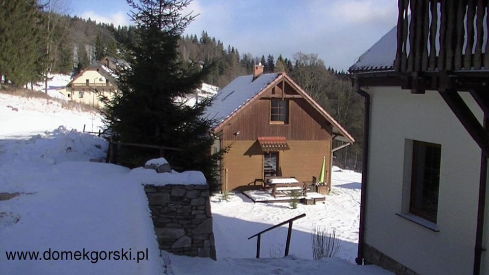Property building, Winter