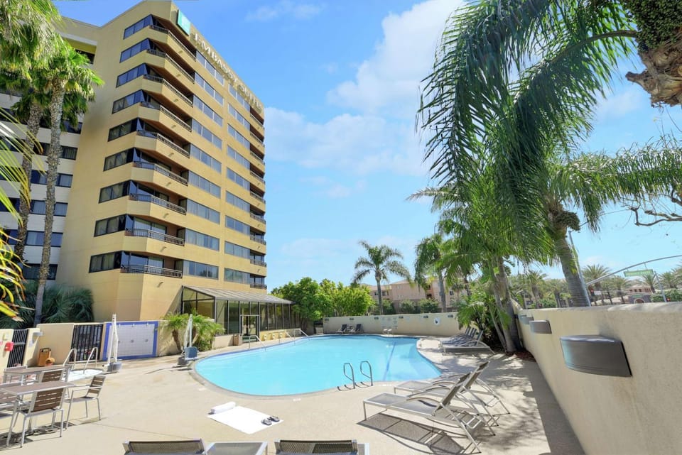 Pool view, Swimming pool
