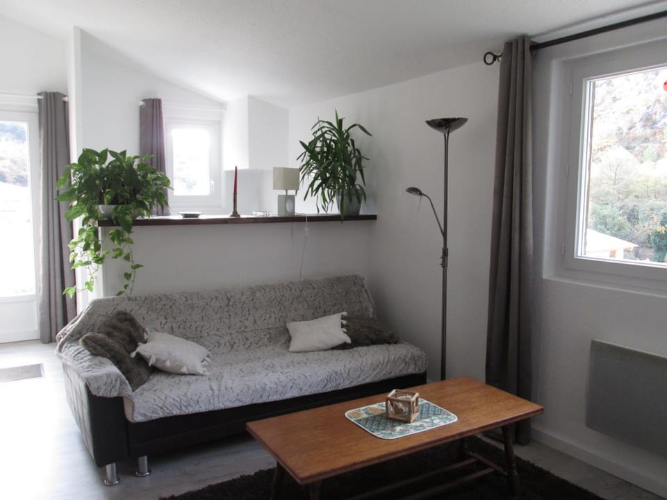 Le Chambron Apartment in Provence