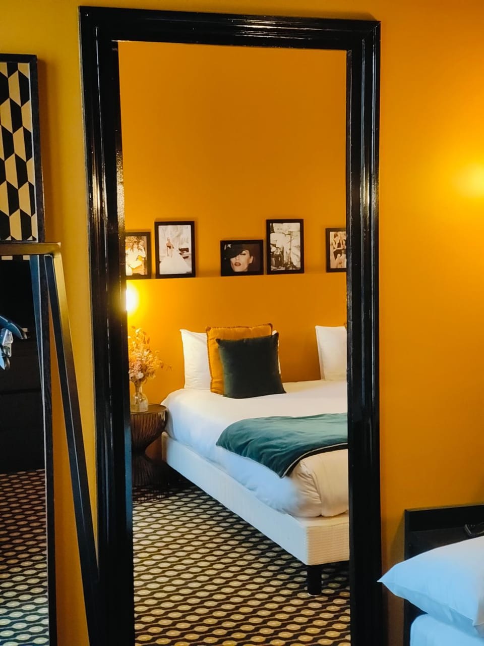 Bed, Photo of the whole room