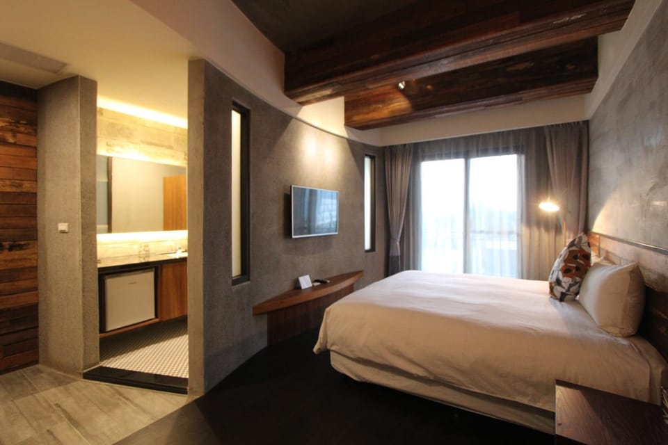 Bedroom, bunk bed