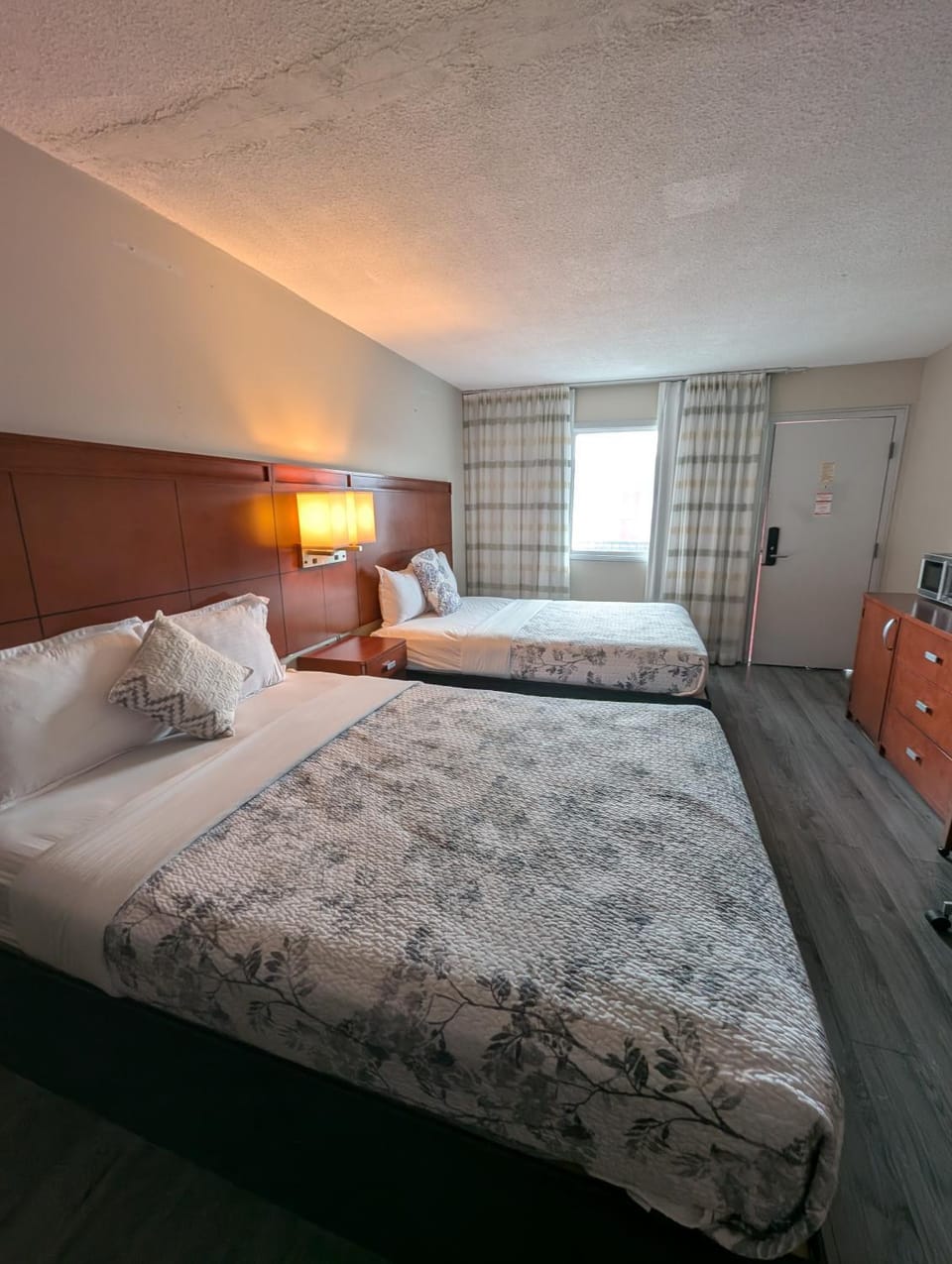 7 Nights Stay Hotel in Niagara Falls