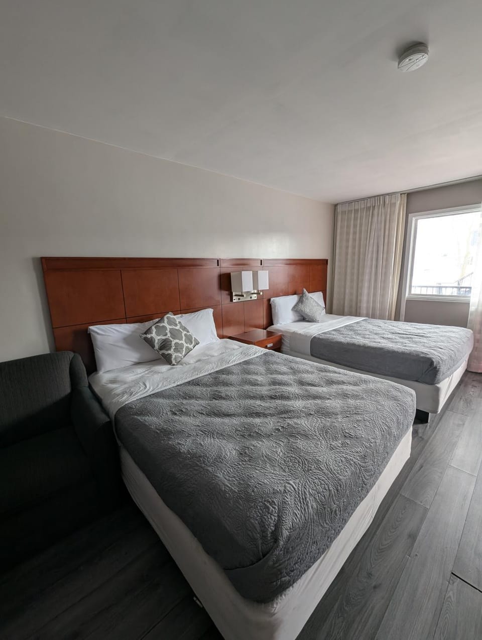 7 Nights Stay Hotel in Niagara Falls