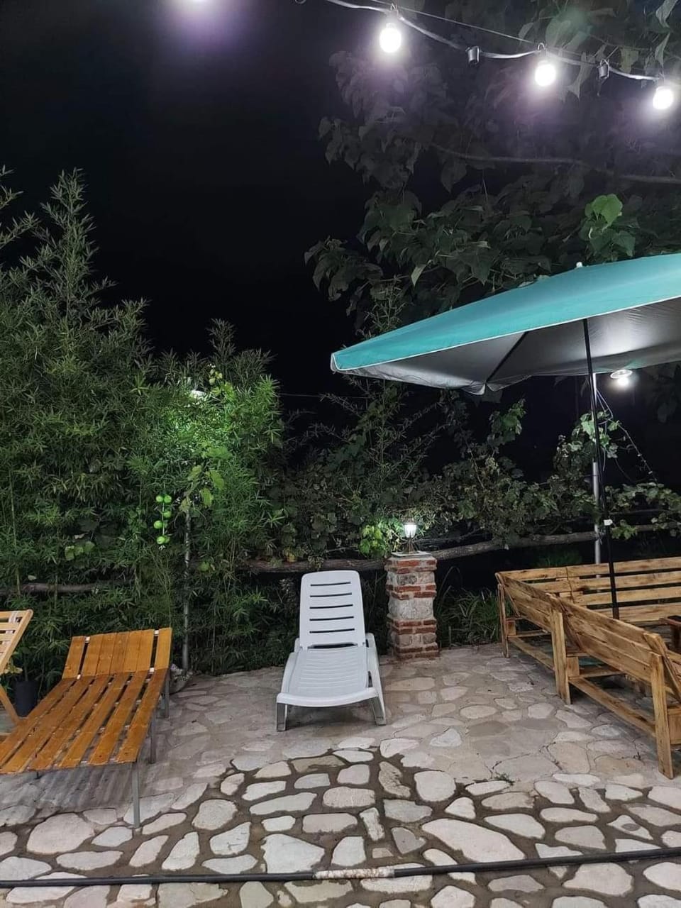 Guest House Iura Bed and Breakfast in Georgia