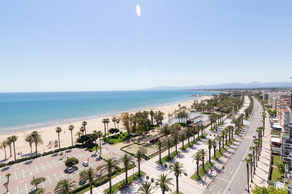 City view, Sea view, Street view