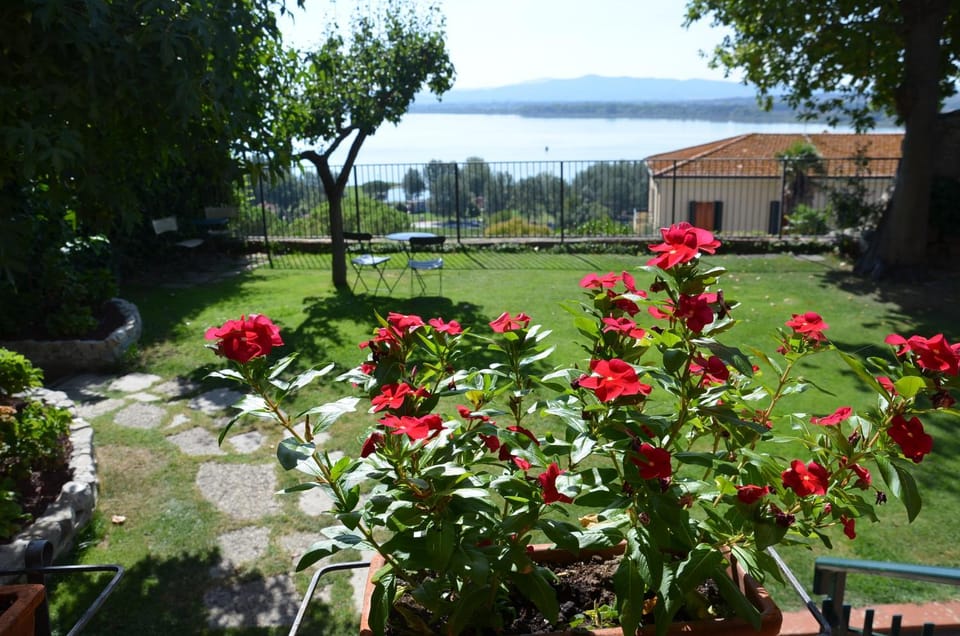 Garden, Balcony/Terrace, Garden view, Lake view