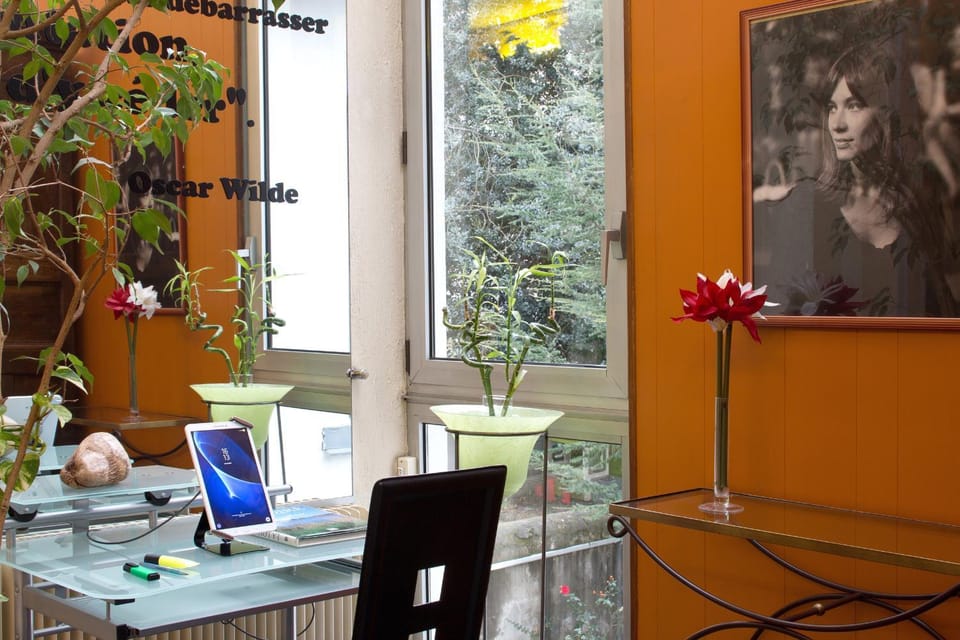 Communal lounge/ TV room, Lounge or bar, Business facilities