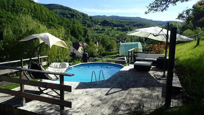 Swimming pool
