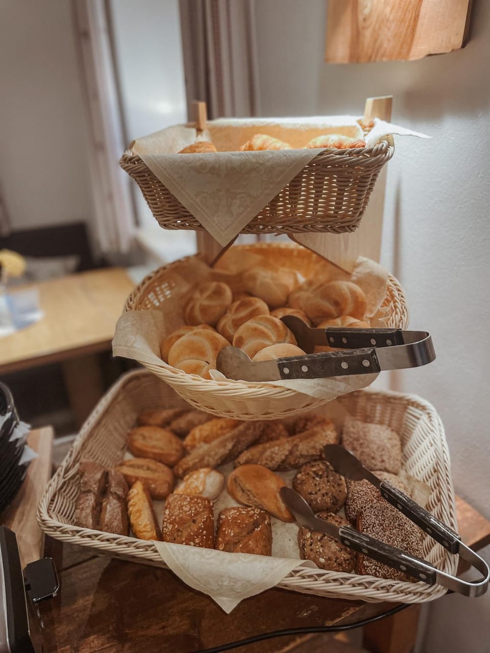 Breakfast, Buffet breakfast