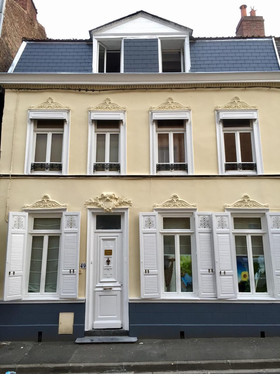 Facade/entrance