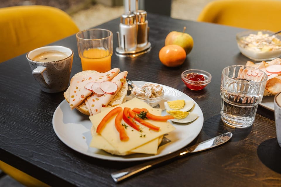 Restaurant/places to eat, Breakfast