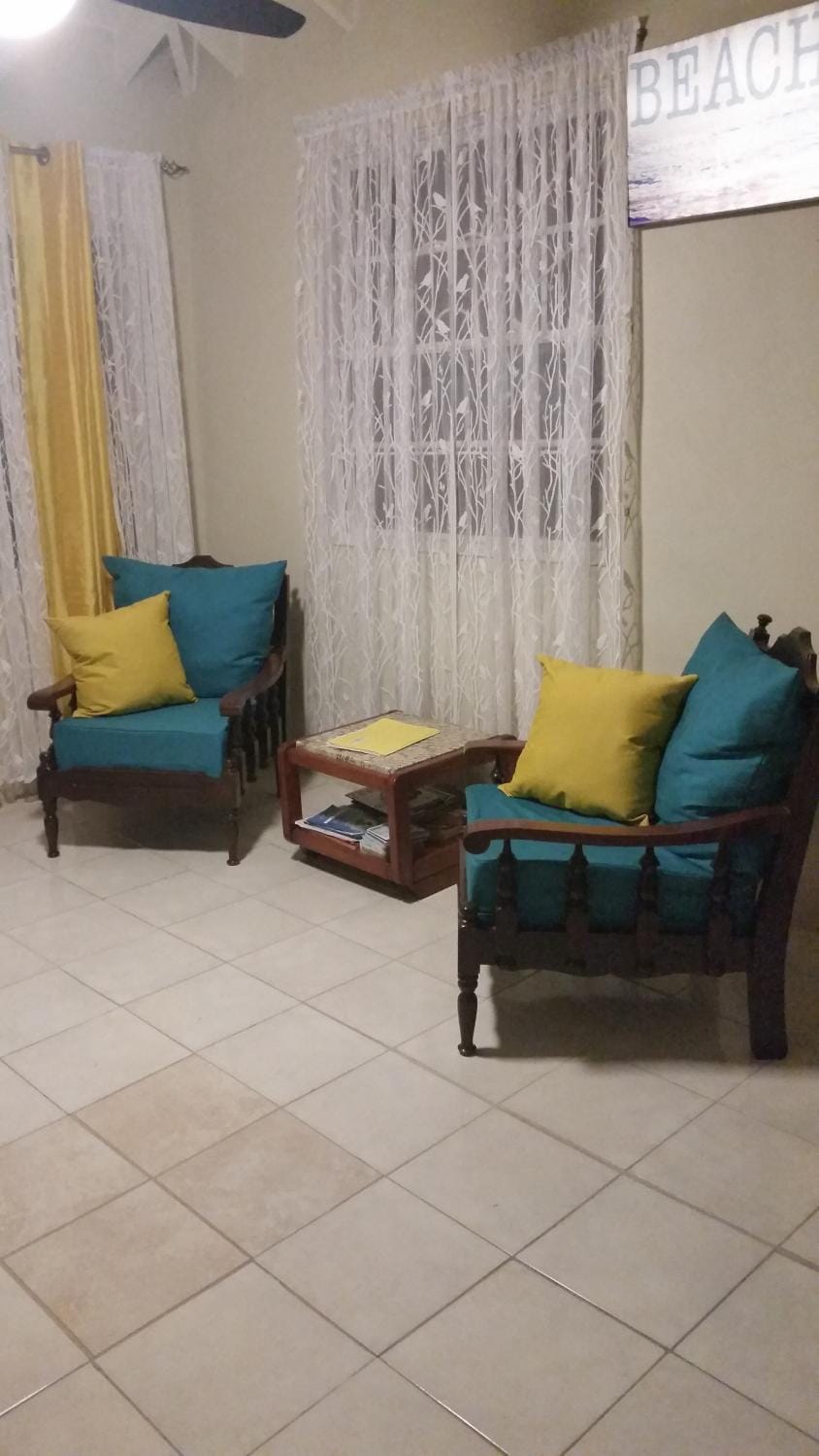 Spacious Colonial Apartment in Bridgetown
