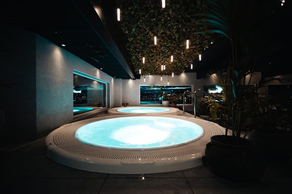 Hot Tub, Spa and wellness centre/facilities