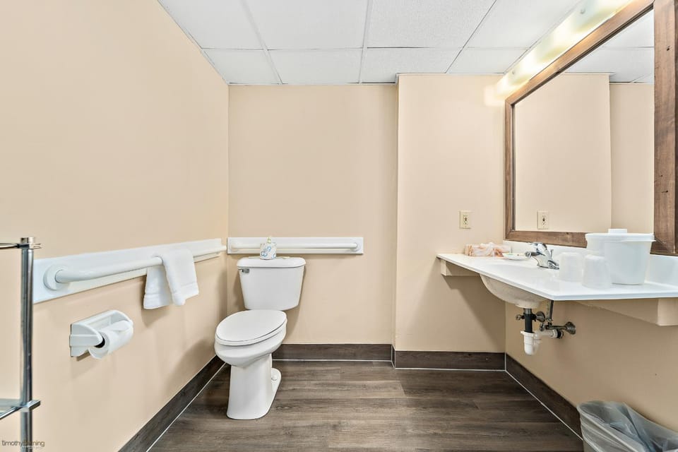 Toilet, Bathroom