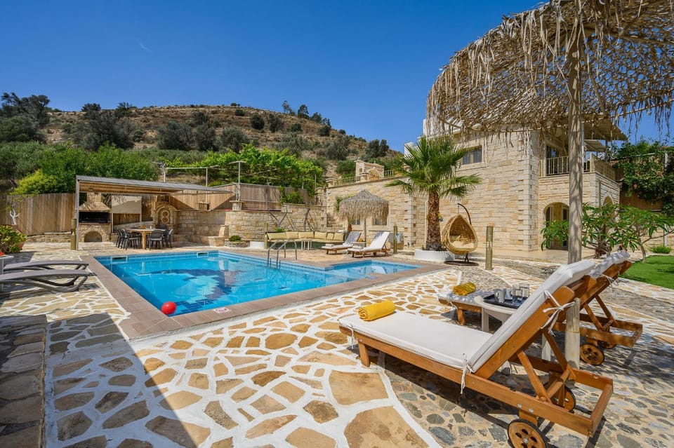 Nikolas country villa-anesis family Villa in Crete