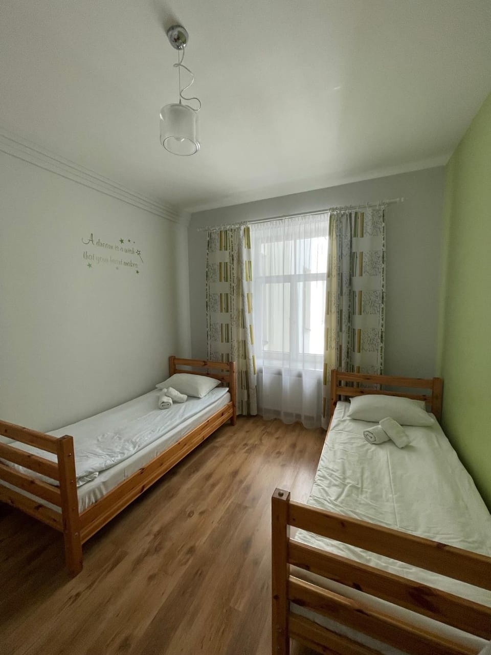 Photo of the whole room