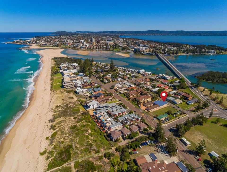 Hutton Hide Away Apartment in Central Coast