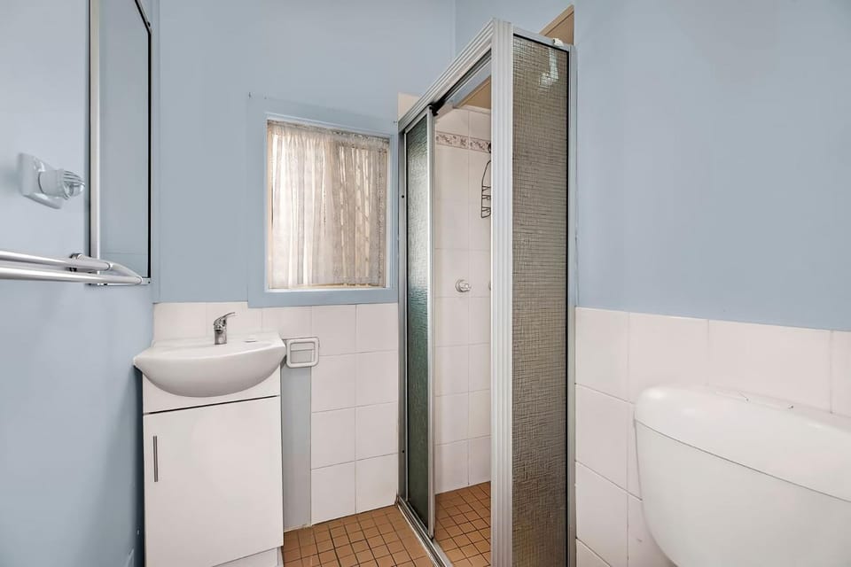 Hutton Hide Away Apartment in Central Coast