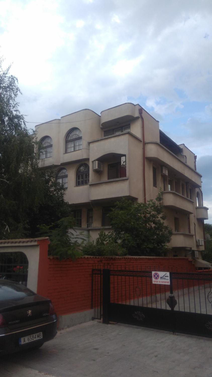 Facade/entrance, Street view