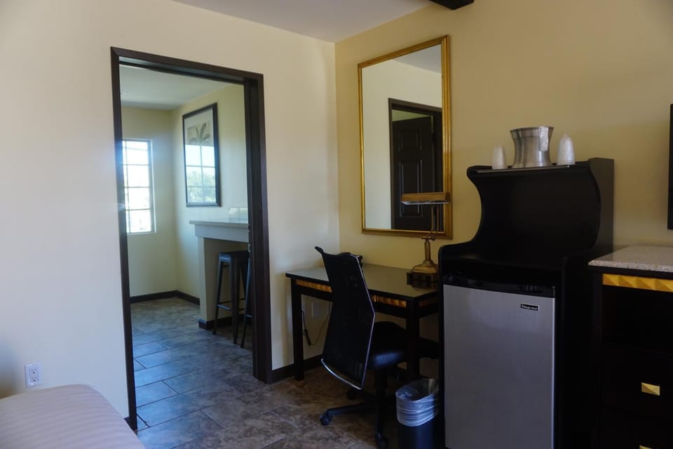 Kitchen or kitchenette, cot