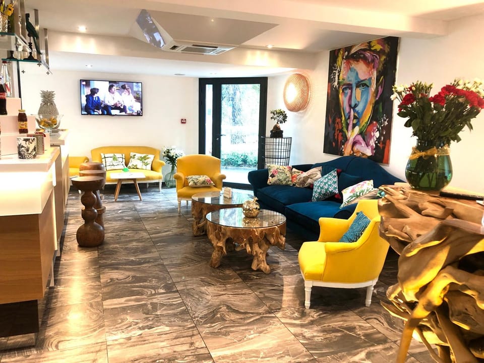 Lobby or reception, Lounge or bar