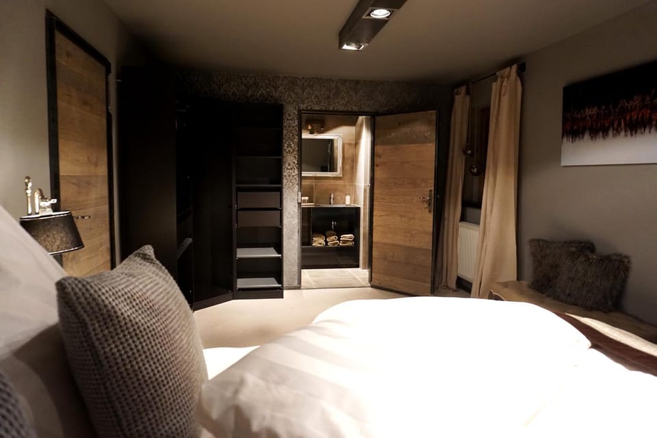 Chalet S - 5 Sterne Luxus Ferienhaus direkt am Eibsee und Zugspitze Chalet in Grainau