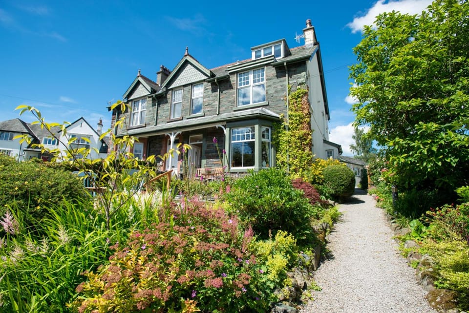 Garden view, Landmark view