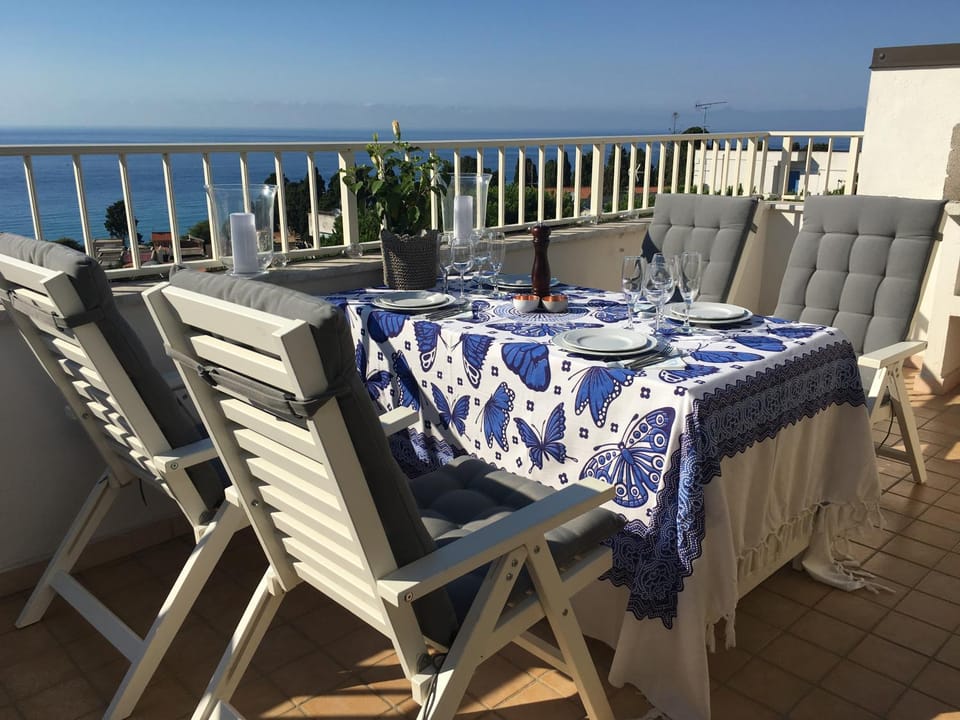 Balcony/Terrace, Dining area, Sea view