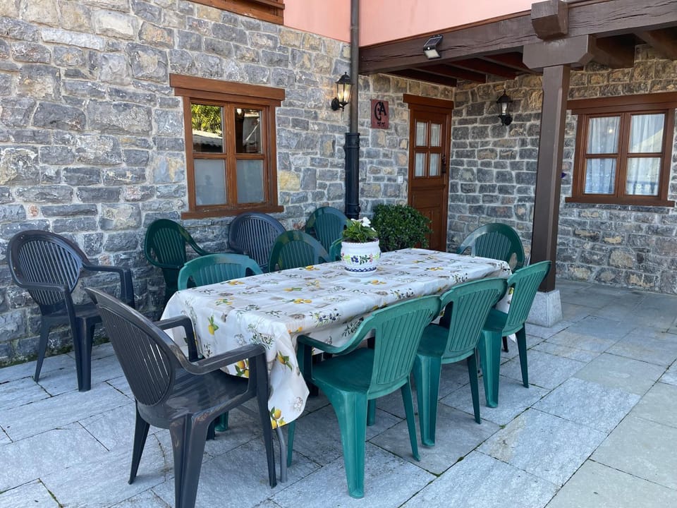 Property building, Balcony/Terrace