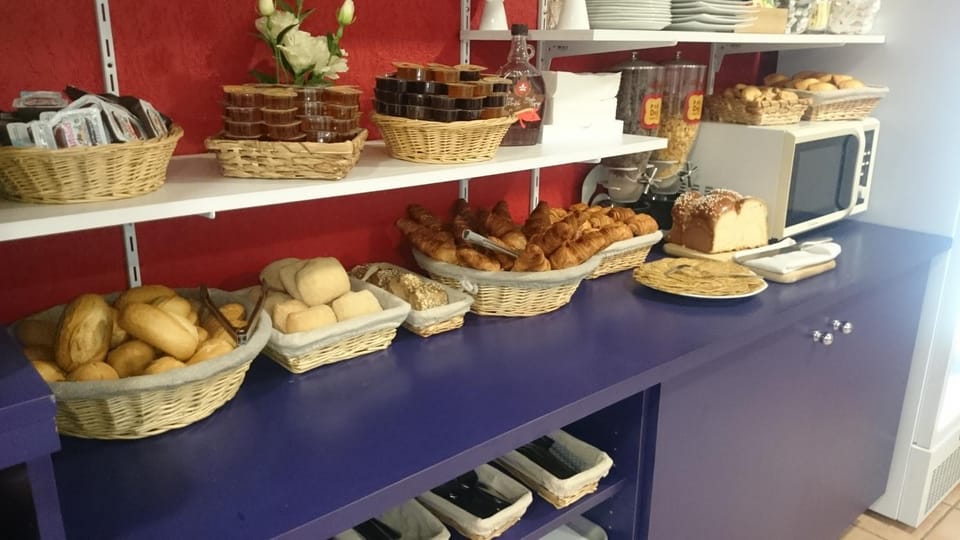 Buffet breakfast
