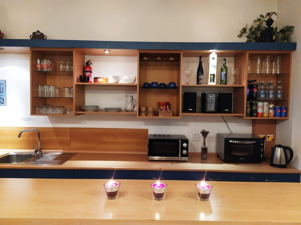 Coffee/tea facilities, Kitchen or kitchenette
