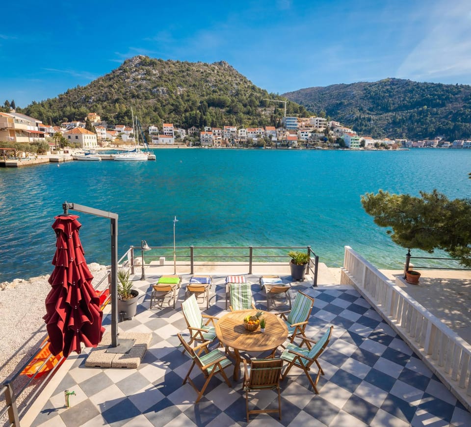 Natural landscape, Balcony/Terrace