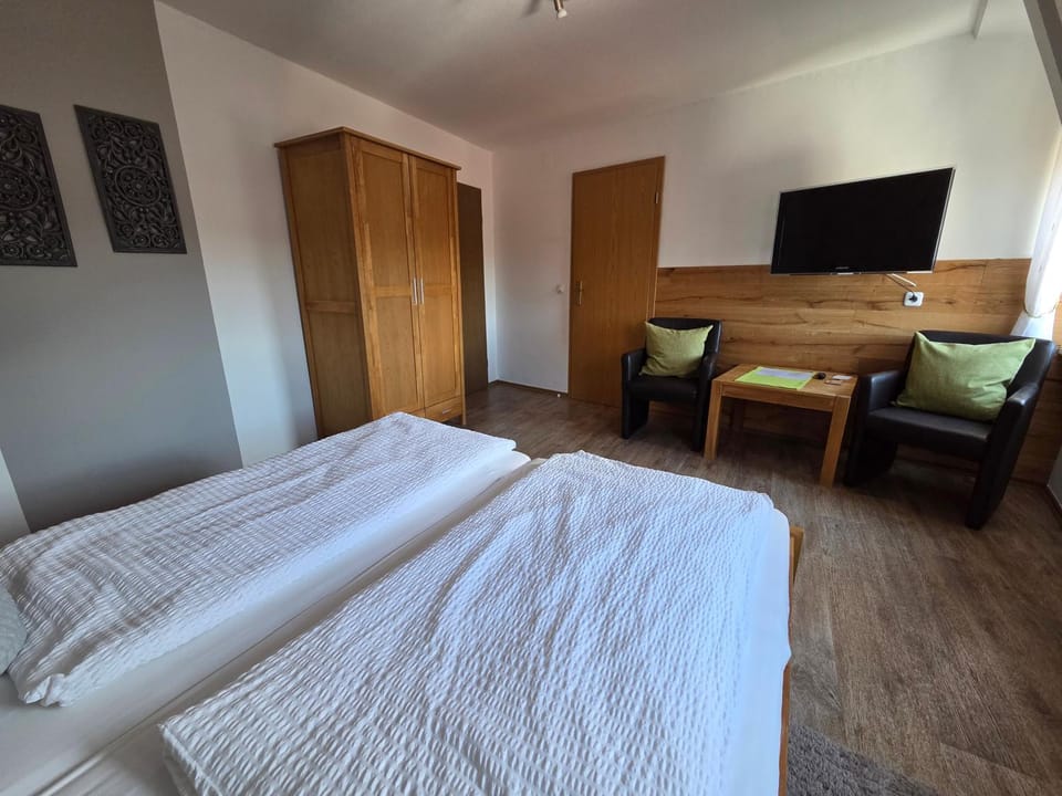 Pension Gisela Bed and Breakfast in Bavaria