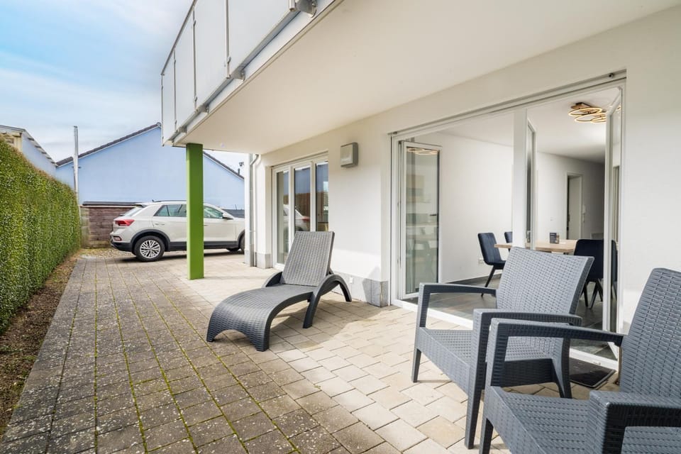 Balcony/Terrace, Parking, sunbed