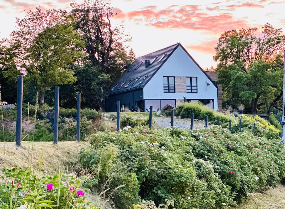 Apartamenty InnWersja Apartment in Lower Silesian Voivodeship