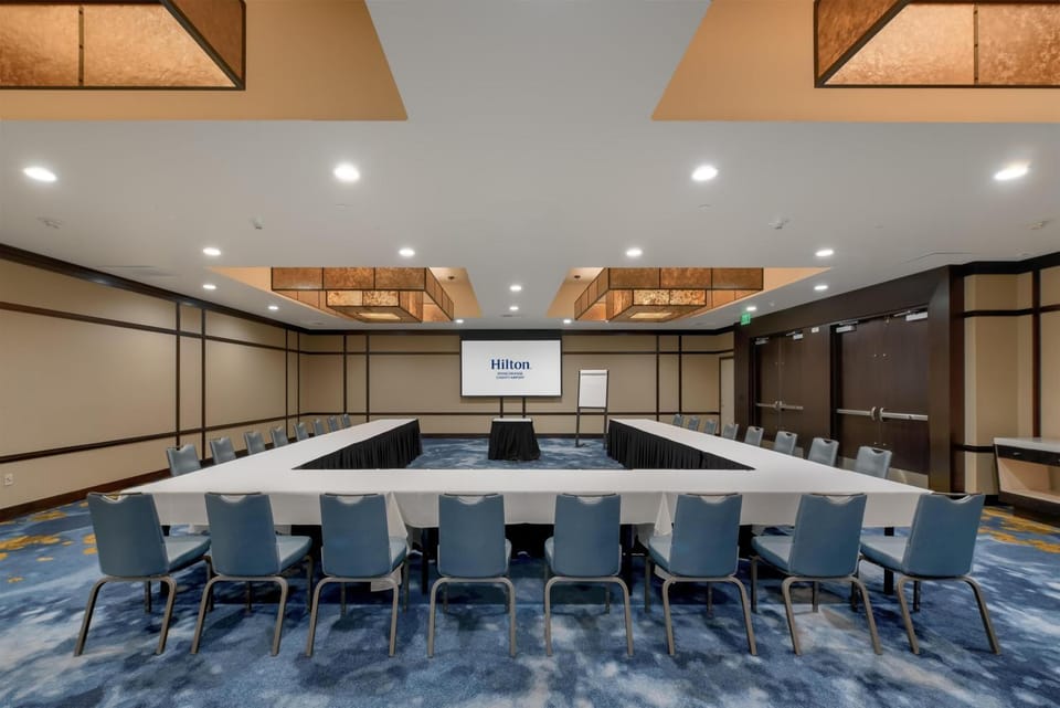 Meeting/conference room