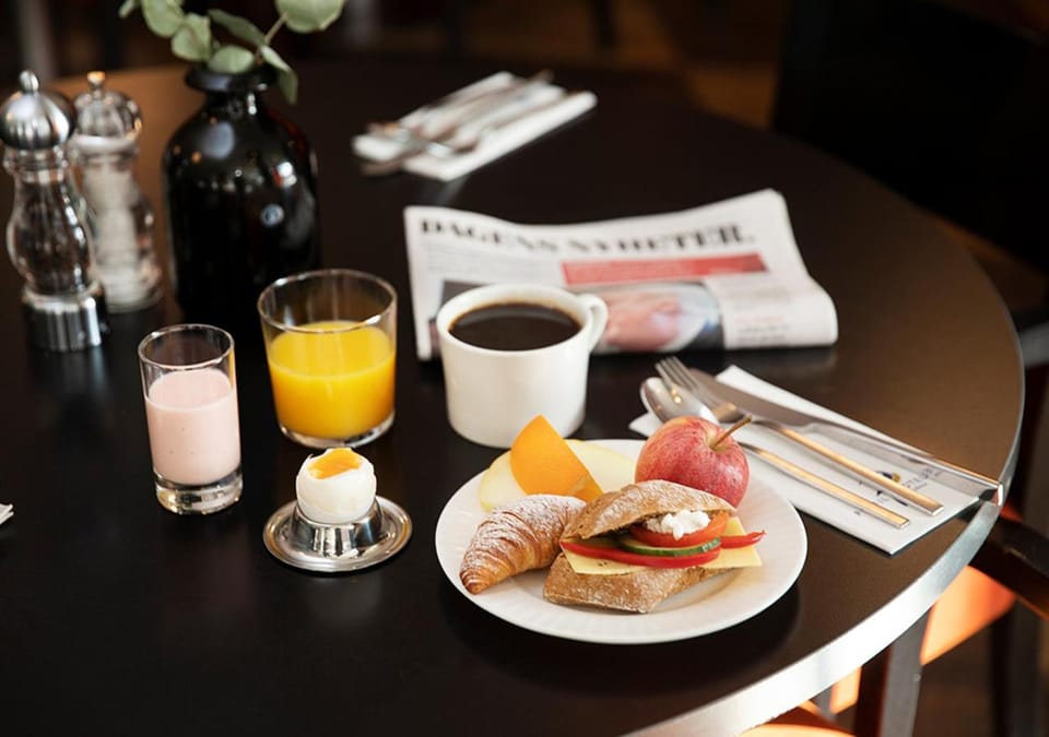 Food and drinks, Food, Breakfast, Continental breakfast, Buffet breakfast