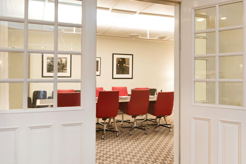Meeting/conference room