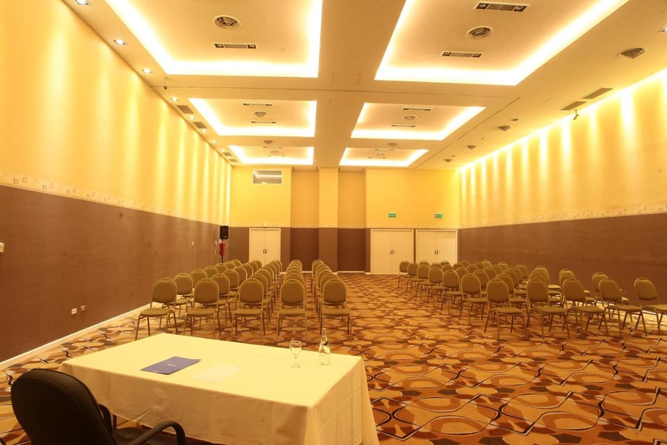 Meeting/conference room