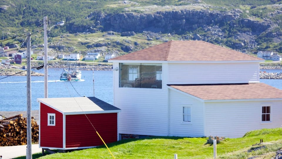 The Old Salt Box Co. - Mary's Place House in Newfoundland and Labrador