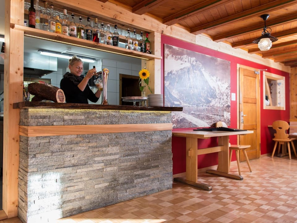 Restaurant/places to eat, Drinks