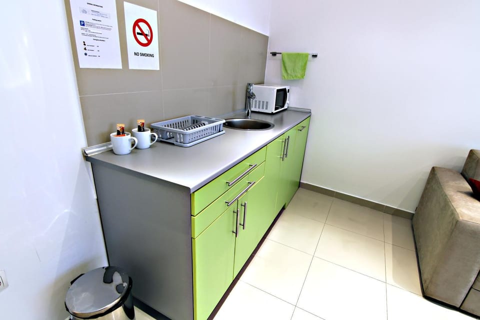 Coffee/tea facilities, Kitchen or kitchenette