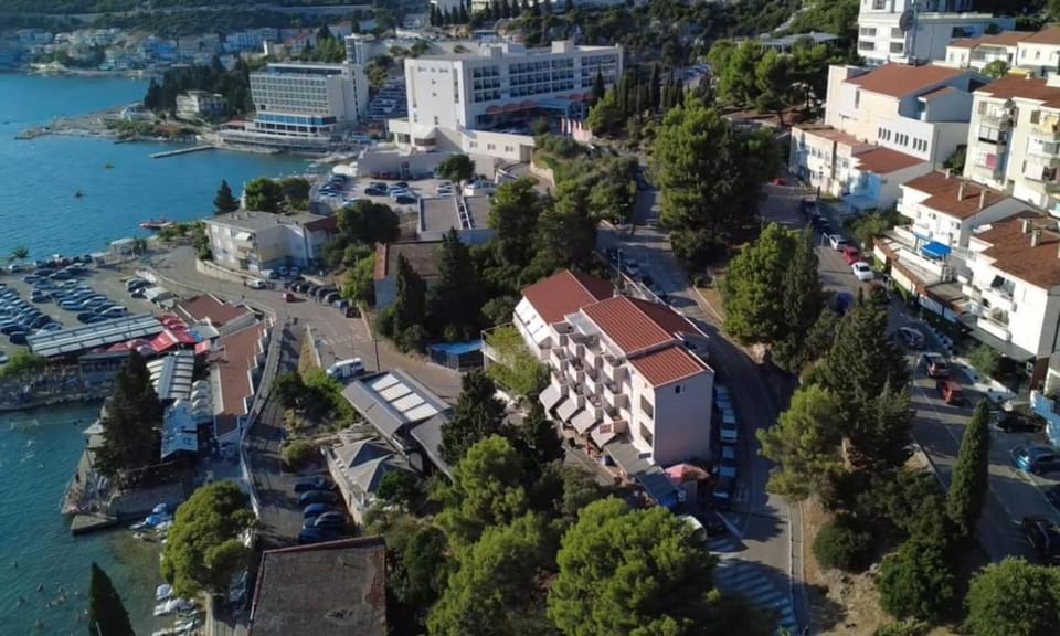 Apartment Maria Apartment in Neum